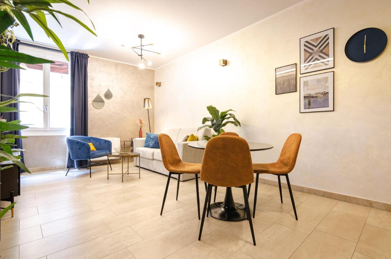 Goito Luxury Apartment, In The Historical Center Bologna Buitenkant foto