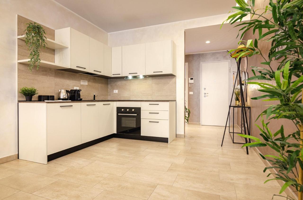 Goito Luxury Apartment, In The Historical Center Bologna Buitenkant foto