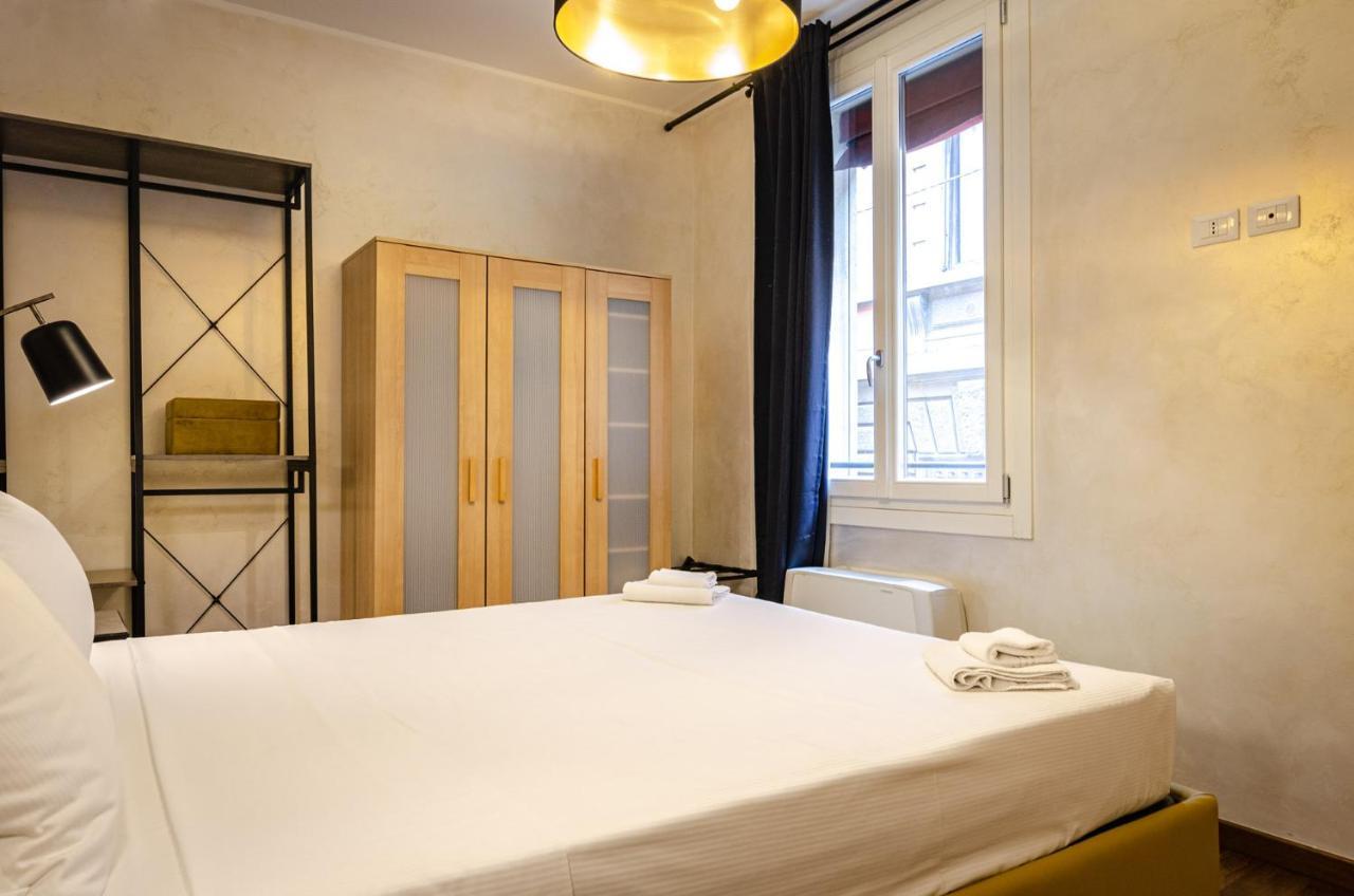 Goito Luxury Apartment, In The Historical Center Bologna Buitenkant foto